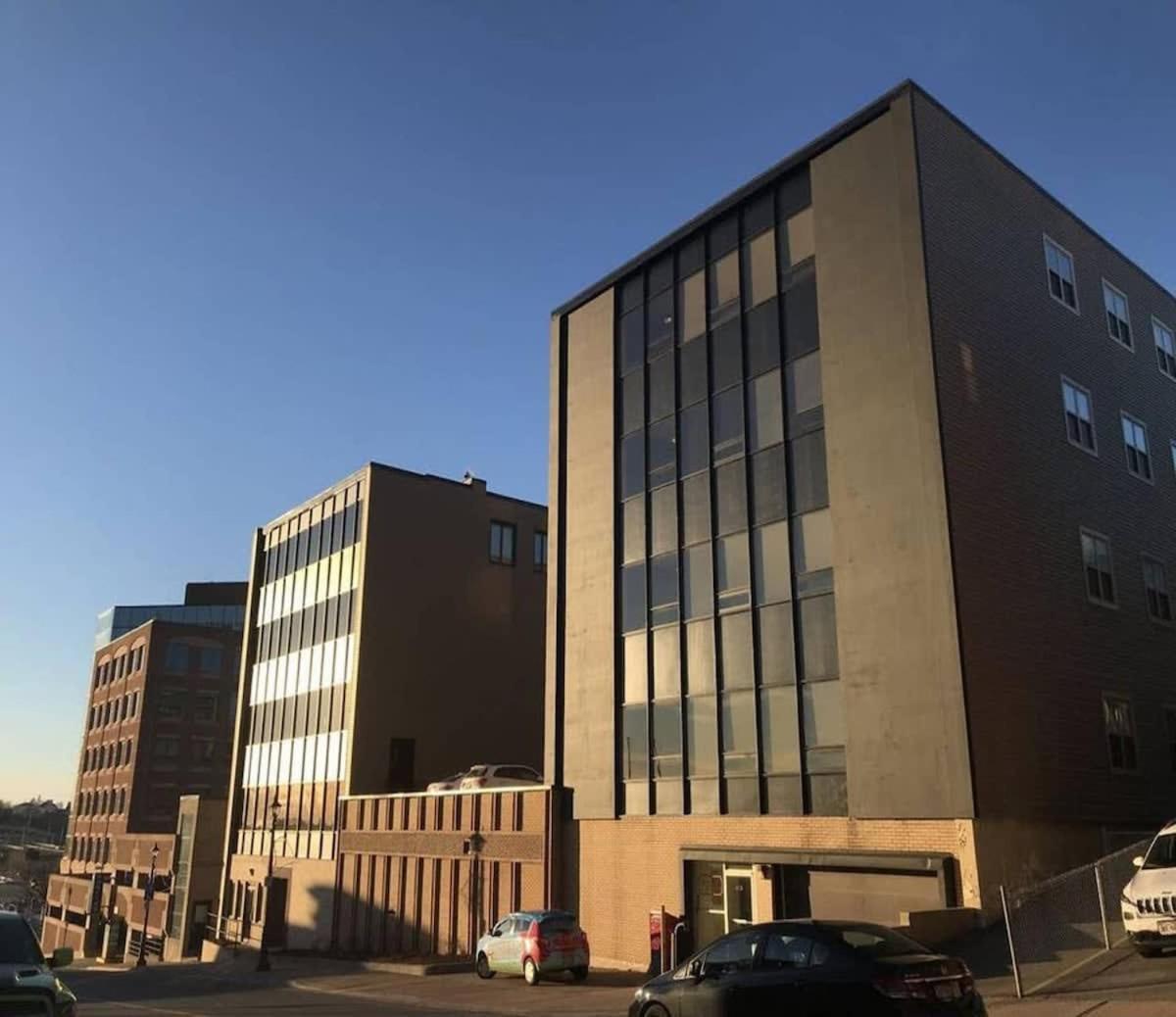 Premium Condo Heart Of Uptown Location Parking Coffee Saint John Exteriör bild